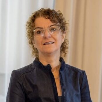 Gecentreerd Elly Kuijvenhoven portretfoto 5